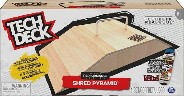 Tech Deck Performance Series, Shred Pyramid Series with Metal Rail and Blind Mini Skateboard 