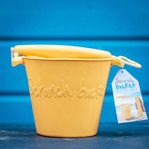 Scrunch Bucket made of recyclable silicone Pastel Yellow 